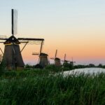 Kodėl Olandija vadinama Nyderlandais?